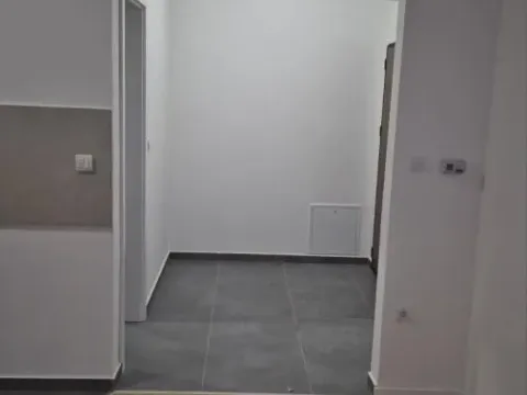 Prodaja, jednosoban stan, 31m², Grbavica, Novi Sad Sve Podlokacije - image 3