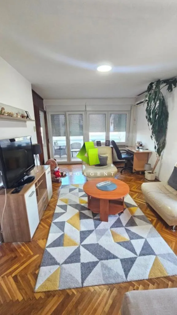 Izdavanje, trosoban stan, 85m², Medijana, Niš
