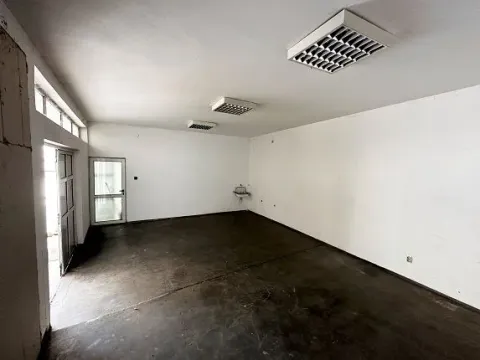 Izdavanje, poslovni prostor, 850m², Zemun Sve Podlokacije, Beograd - image 8