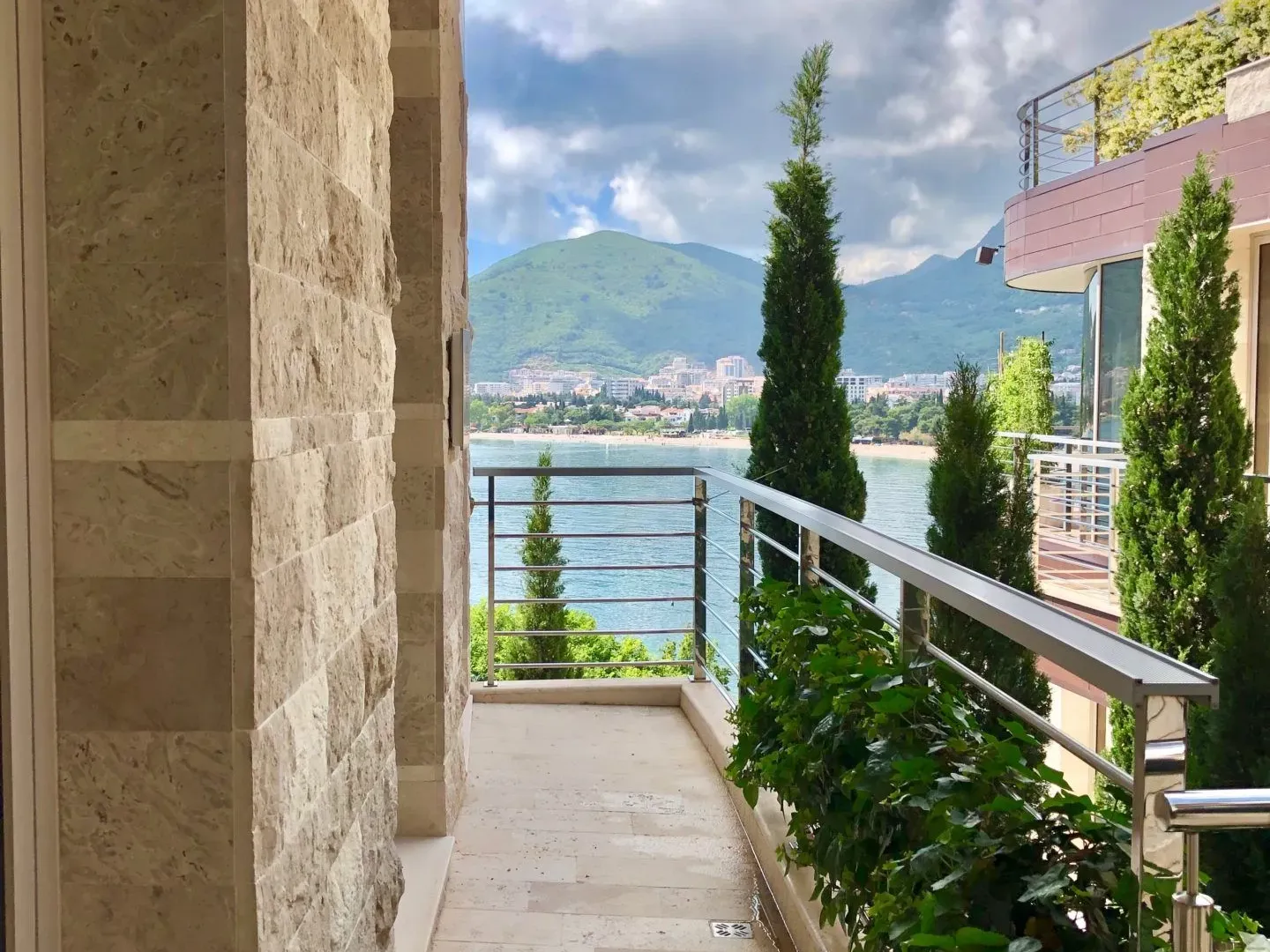 Prodaja, stan, 170m², Budva, Crna Gora