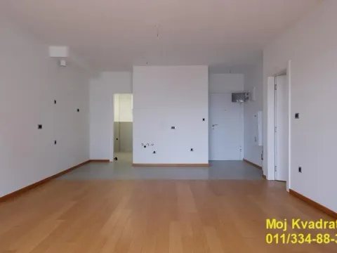 Prodaja, trosoban stan, 94m², Voždovačka Crkva, Voždovac Sve Podlokacije - image 3