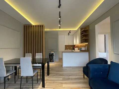 Sale, two bedroom apartment, 66m², Bečići, Budva - image 2
