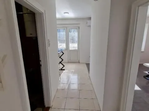 Prodaja, dvosoban stan, 44m², Novi Beograd Blok 7, Novi Beograd Sve Podlokacije - image 8