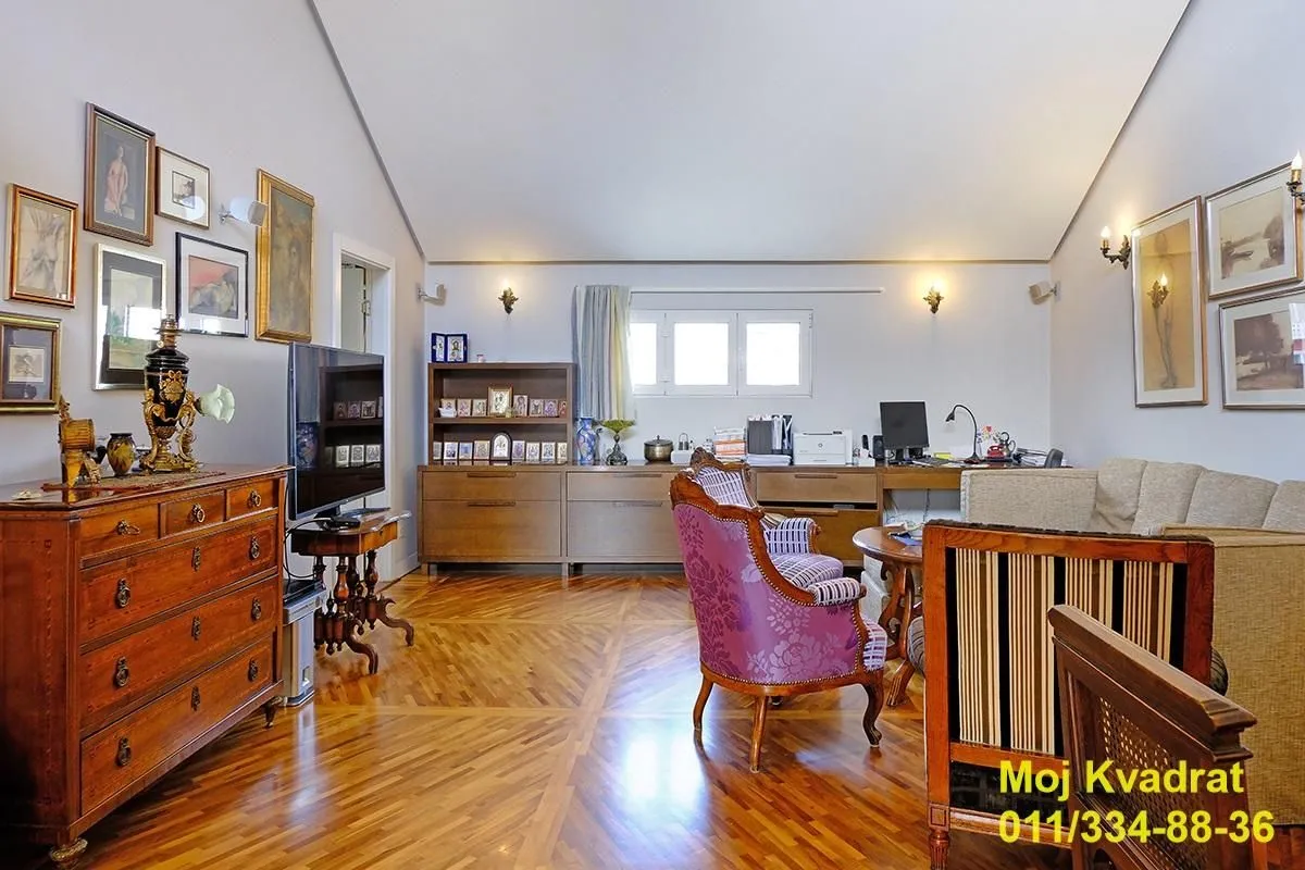 Sale, four bedroom apartment, 161m², Kalenić Pijaca, Vračar Sve Podlokacije