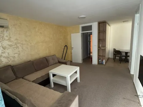 Rent, one bedroom apartment, 50m², Centar, Bar - image 2