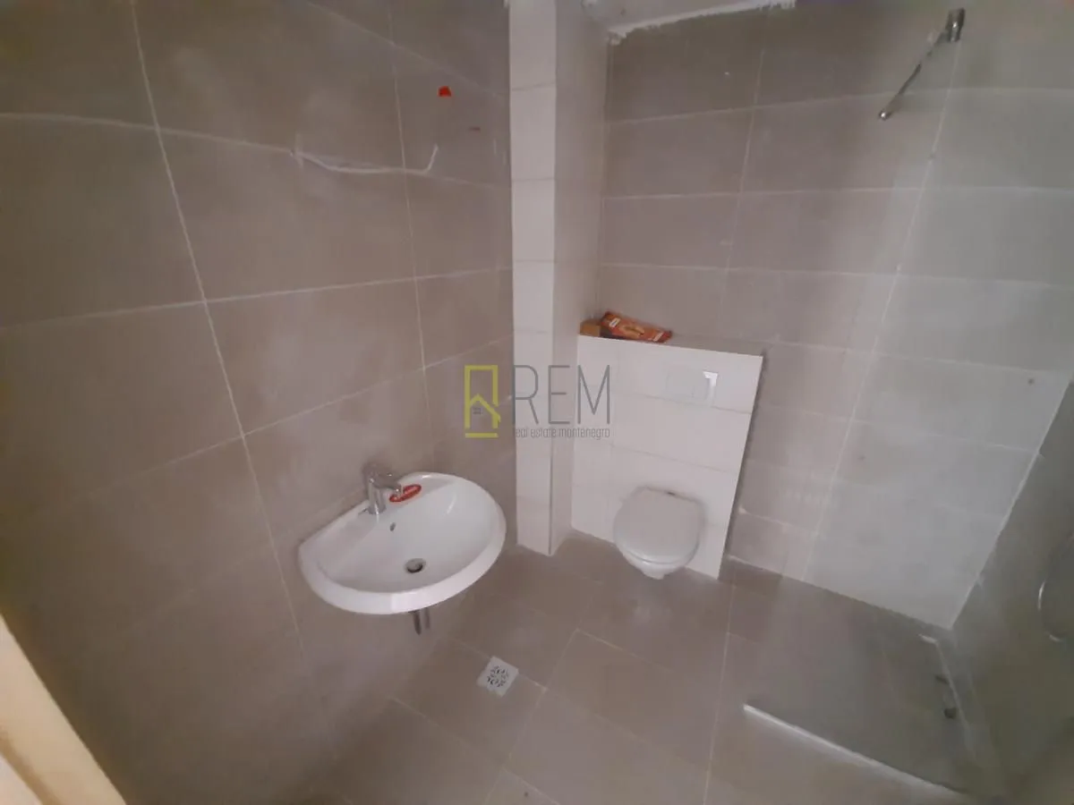 Prodaja, dvosoban stan, 58m², Stari Aerodrom, Podgorica