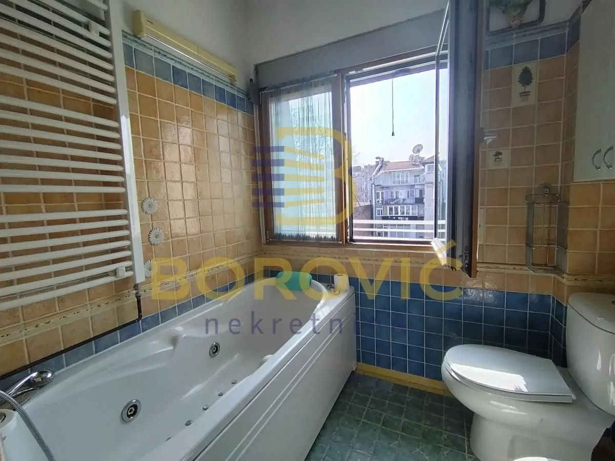 Prodaja, trosoban stan, 78m², Stari Grad, Beograd