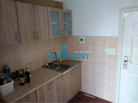 Izdavanje, poslovni prostor, 140m², Altina, Beograd - image 3