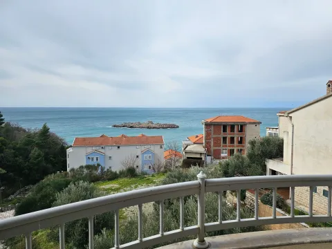 Sale, three bedroom apartment, 146m², Sveti Stefan, Budva