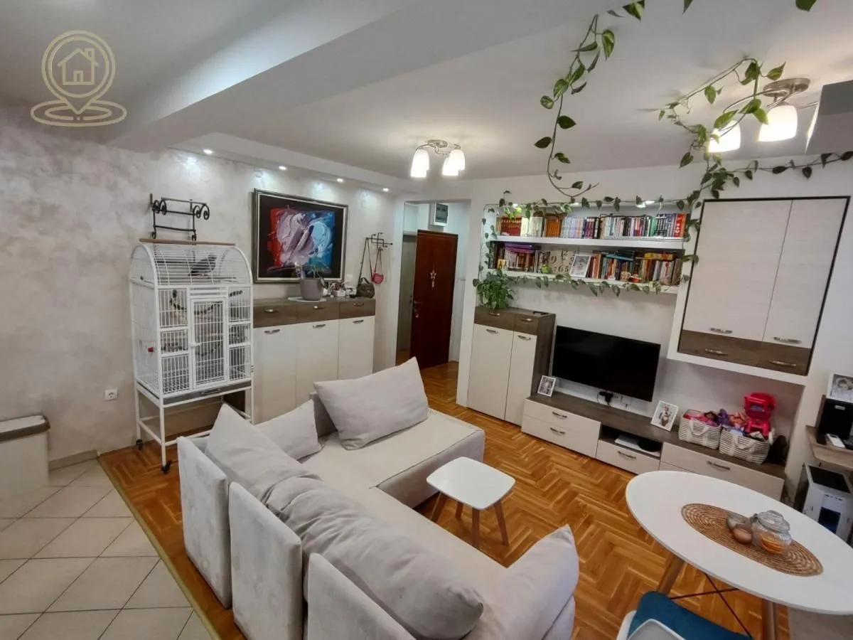 Prodaja, dvosoban stan, 42m², Grbavica, Novi Sad Sve Podlokacije