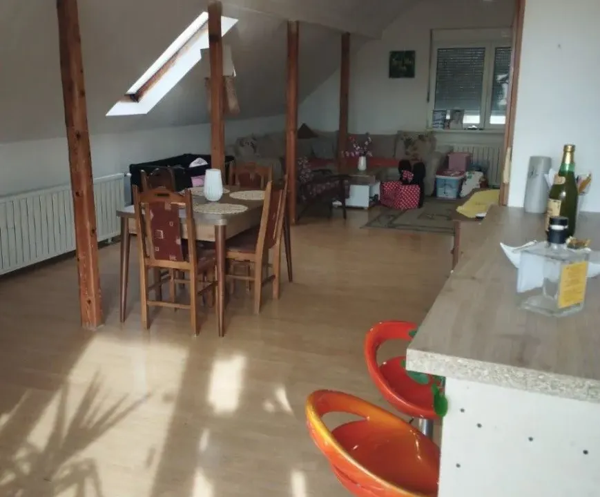 Sale, house, 363m², Stara Pazova, Srbija