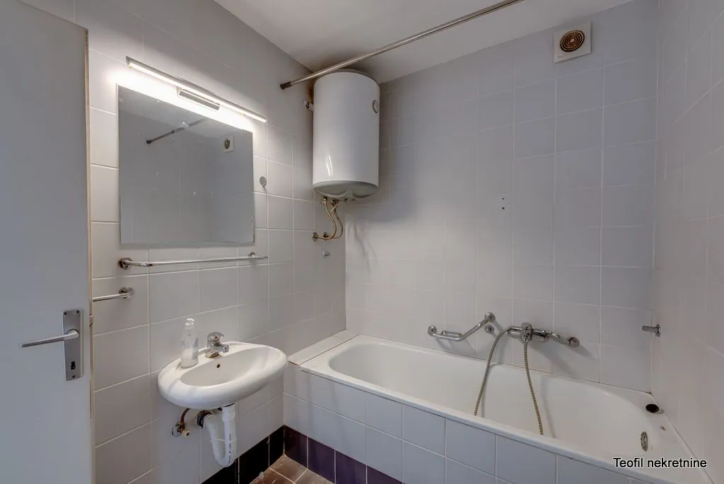 Prodaja, dvosoban stan, 66m², Novi Beograd Sve Podlokacije, Beograd