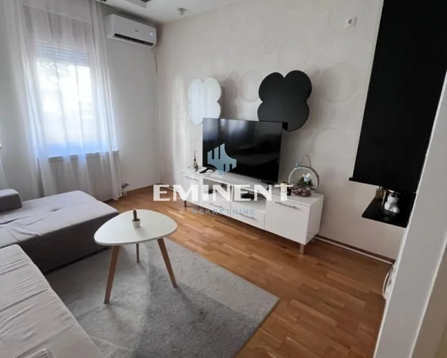 Rent, two bedroom apartment, 48m², Lipov Lad, Zvezdara Sve Podlokacije