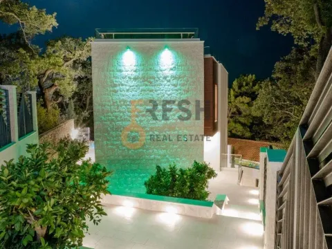 Sale, house, 285m², Budva, Crna Gora - image 9