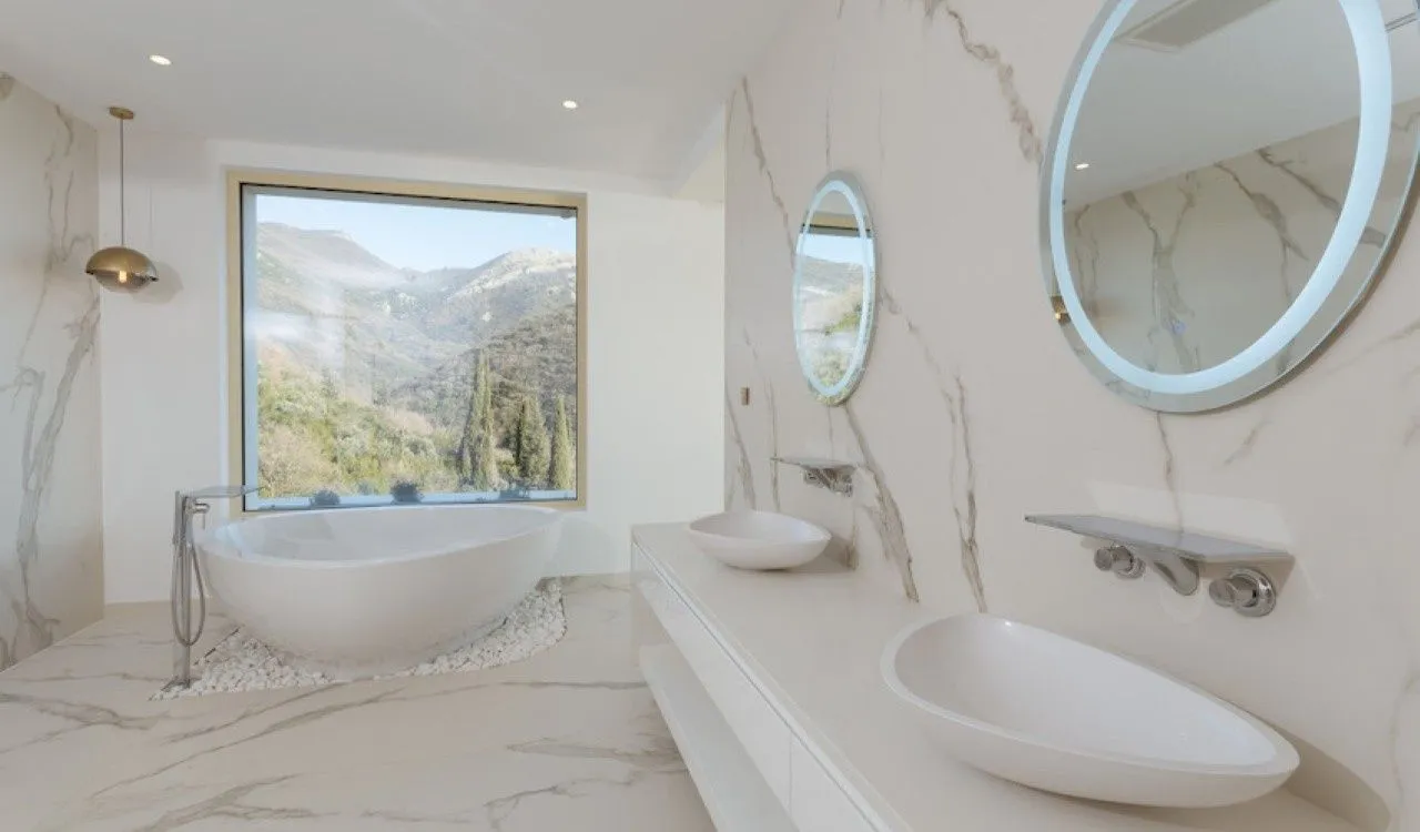Prodaja, kuća, 1400m², Donja Lastva, Tivat