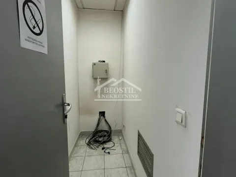 Rent, office space, 138m², Centar, Smederevo - image 14