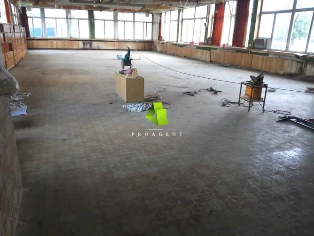 Rent, office space, 1900m², Svrljig, Srbija