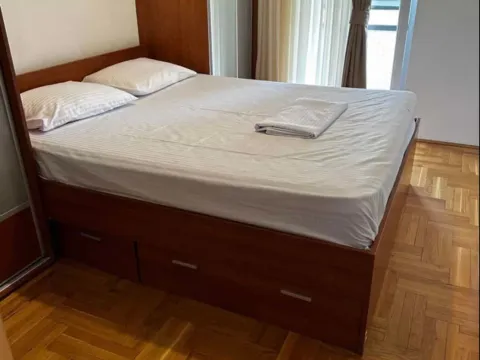 Izdavanje, jednosoban stan, 50m², 1 maj, Podgorica - image 3