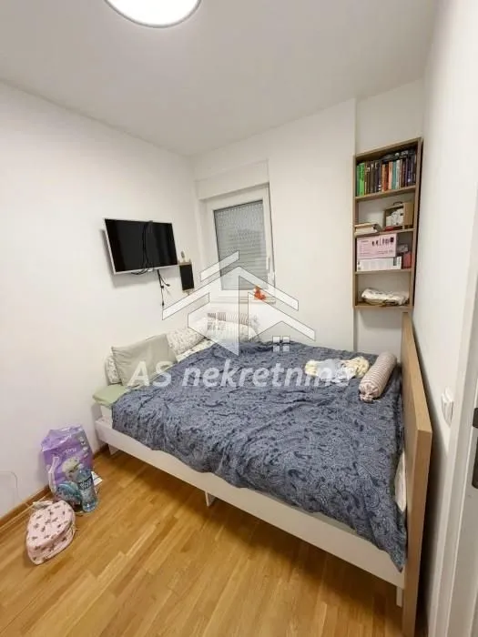 Rent, apartment, 40m², Južni Bulevar, Vračar Sve Podlokacije