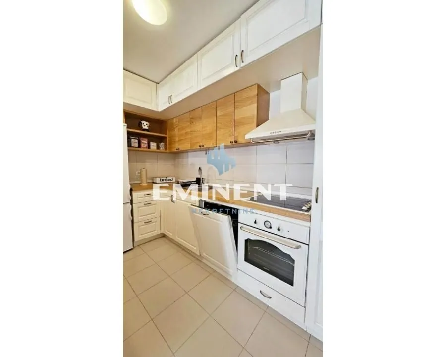 Rent, two bedroom apartment, 57m², Novi Beograd Blok 67, Novi Beograd Sve Podlokacije