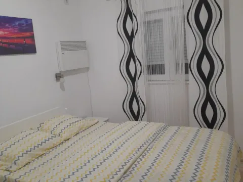 Izdavanje, dvosoban stan, 52m², Kalimanj, Tivat - image 14