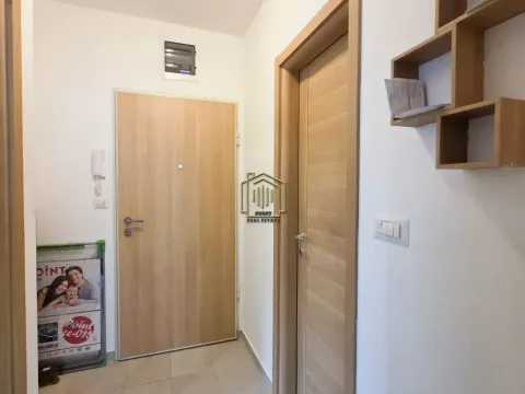 Izdavanje, jednosoban stan, 49m², Stari Aerodrom, Podgorica - image 21