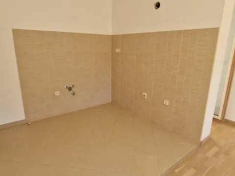 Sale, one bedroom apartment, 53m², Bečići, Budva - image 5