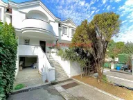 Sale, house, 257m², Filmski Grad, Beograd - image 17