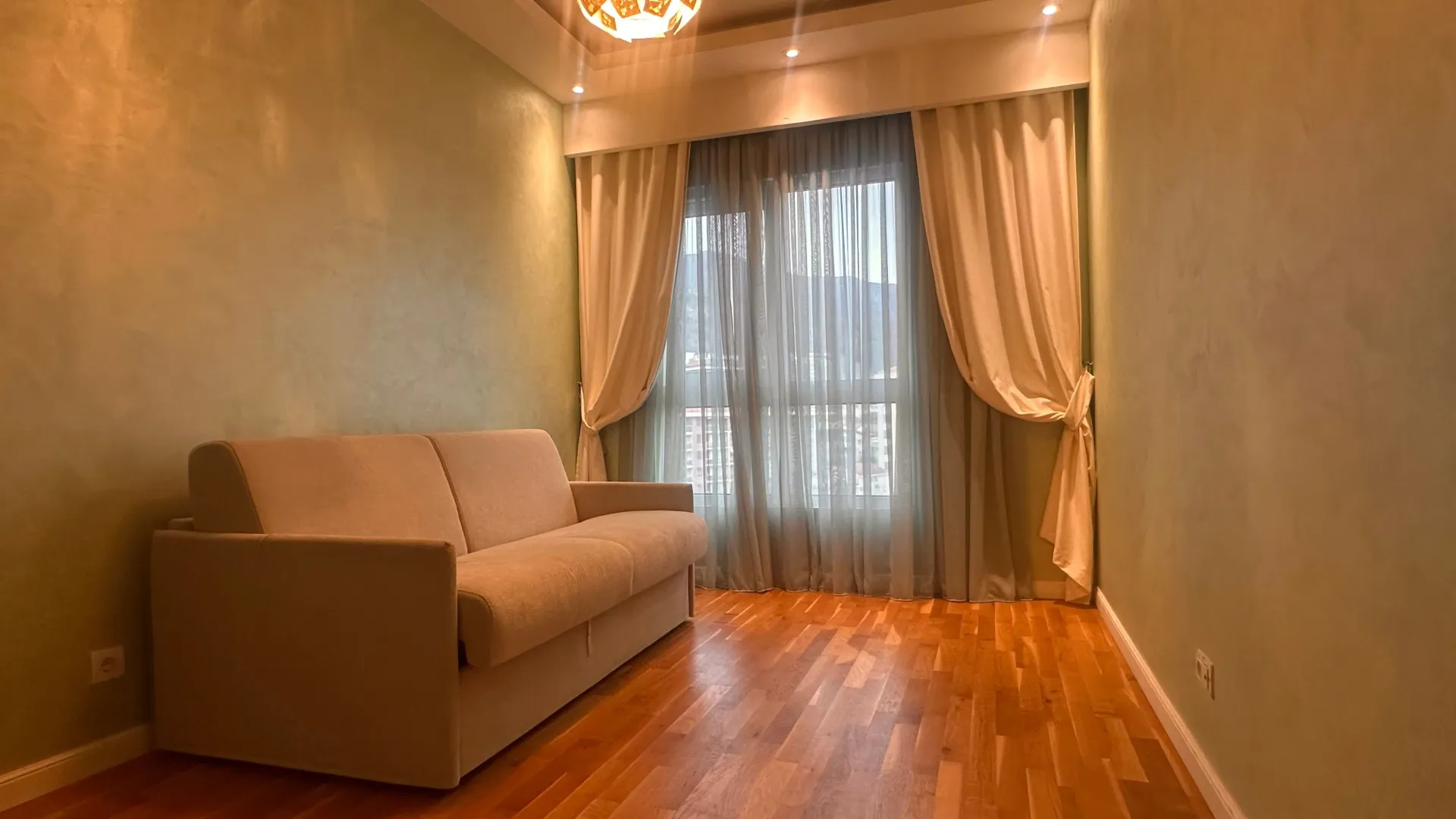 Prodaja, trosoban stan, 115m², Bečići, Budva