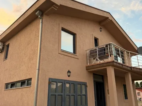 Rent, house, 170m², Gornja Gorica, Podgorica - image 12