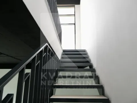 Rent, office space, 200m², New City, Podgorica - image 7
