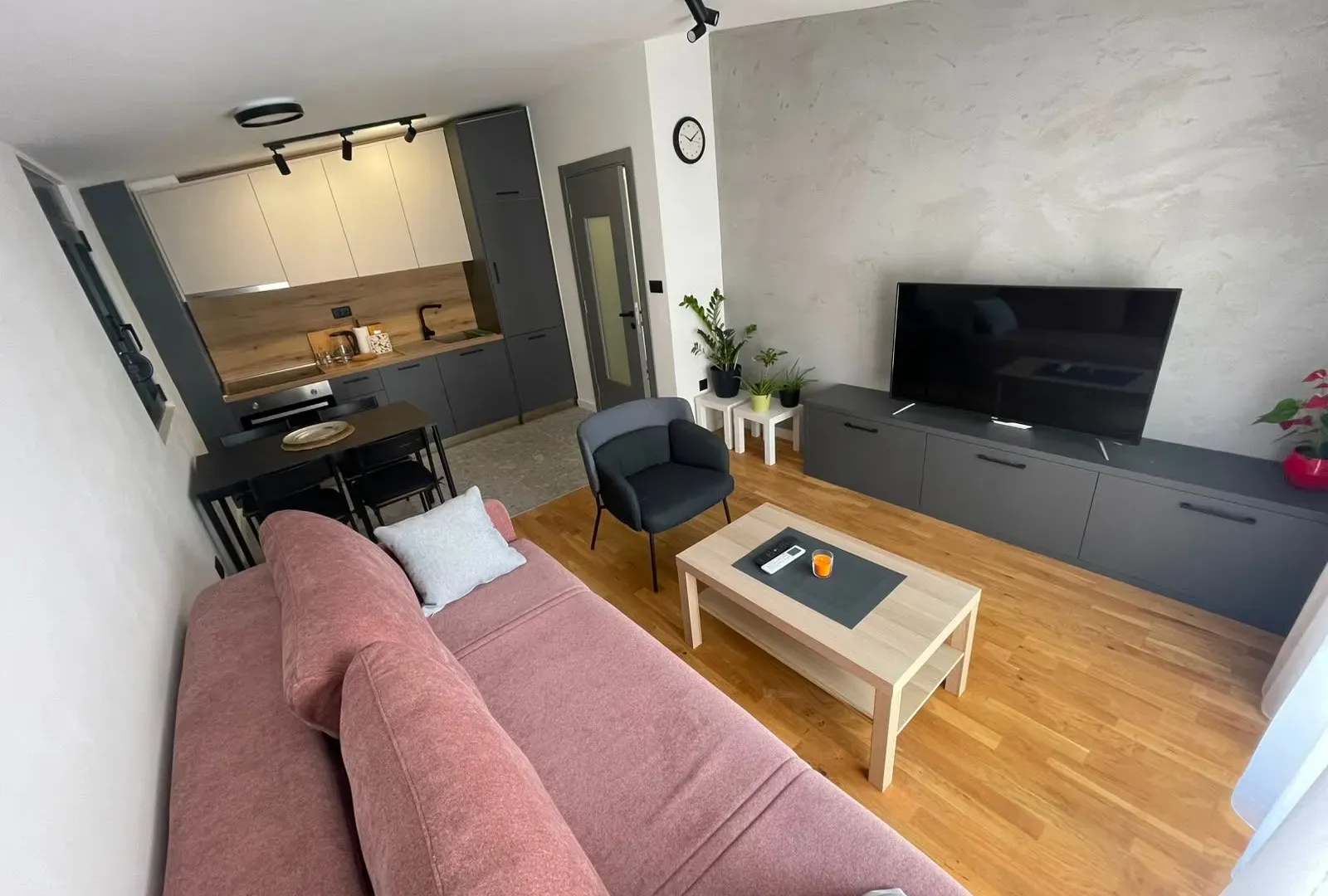 Prodaja, jednosoban stan, 39m², Preko Morače, Podgorica