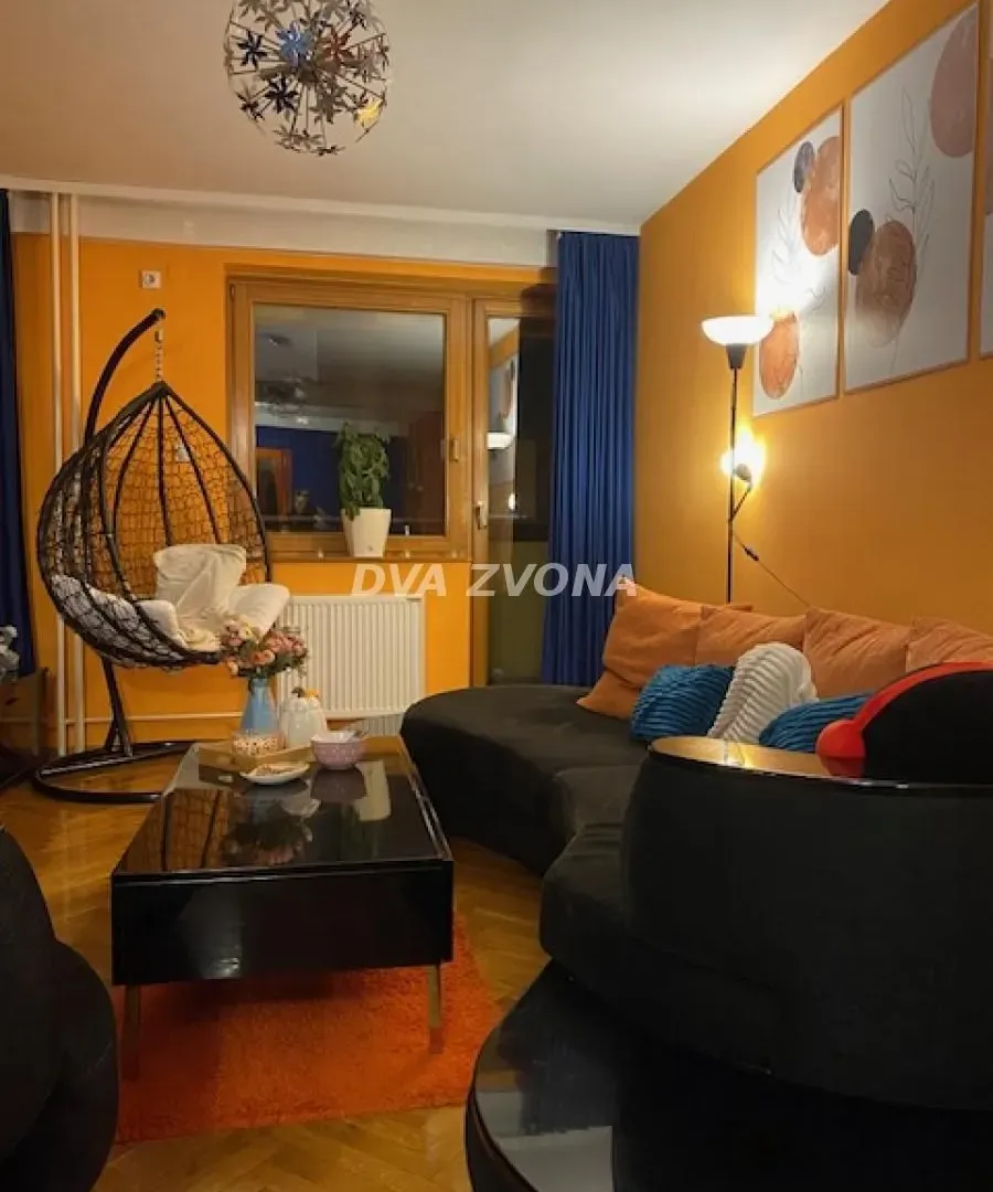Prodaja, trosoban stan, 82m², Centar, Novi Sad