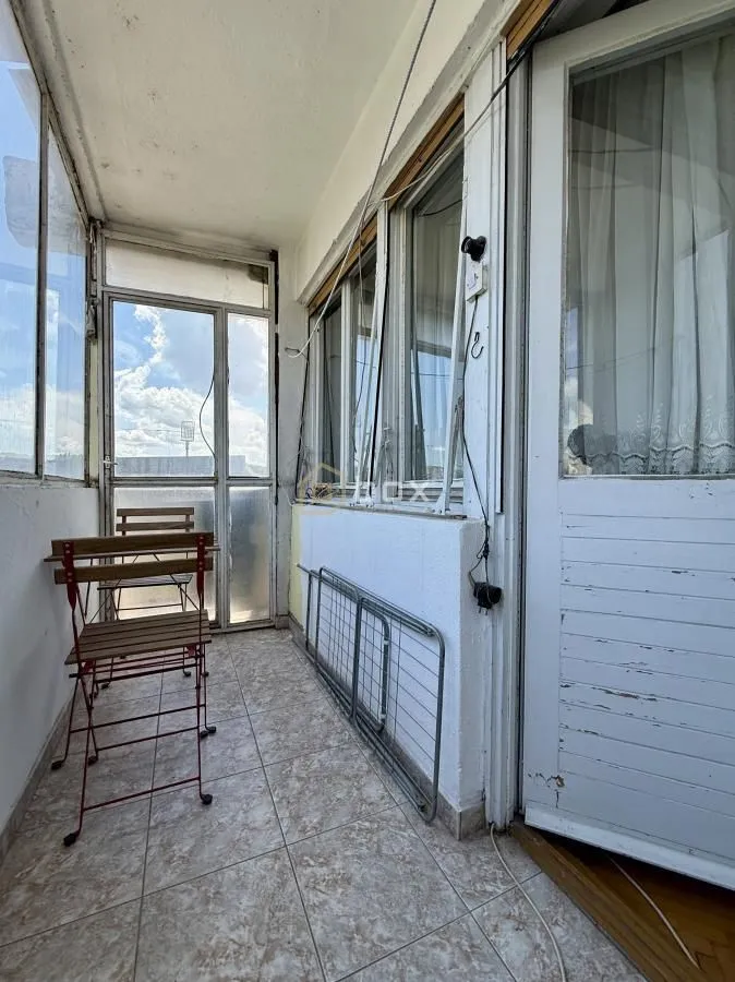 Prodaja, trosoban stan, 75m², Gradska Bolnica, Niš