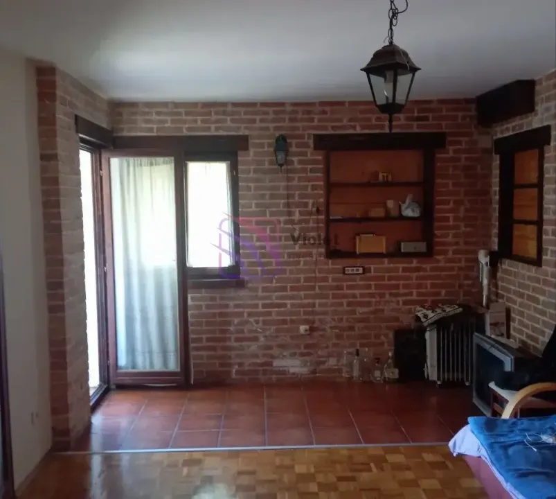 Prodaja, trosoban stan, 84m², Tuški Put, Podgorica