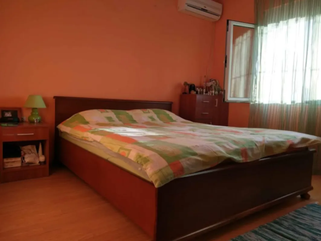 Prodaja, kuća, 200m², Tomba, Bar