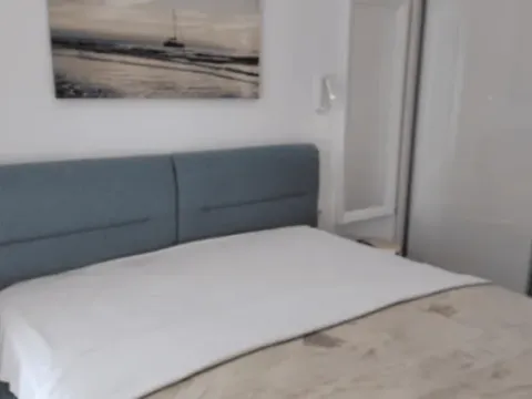 Stan-na-dan, stan, 47m², Bečići, Budva - image 4