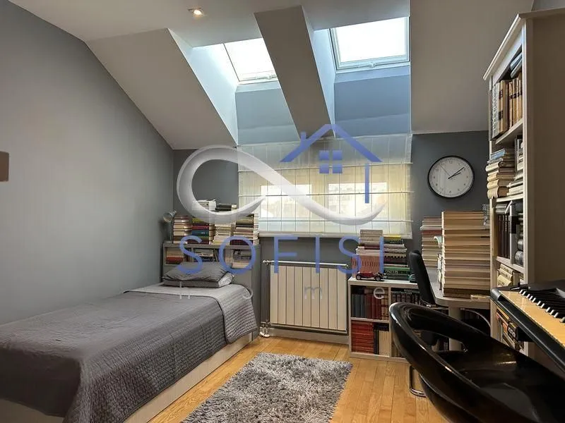 Prodaja, četvorosoban stan, 136m², Grbavica, Novi Sad Sve Podlokacije