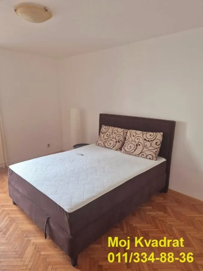 Prodaja, jednosoban stan, 38m², Vračar Sve Podlokacije, Beograd