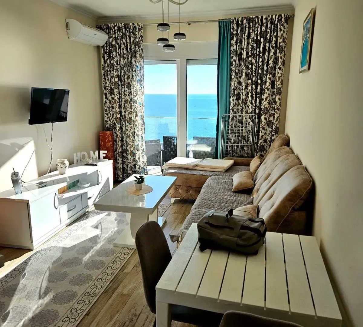 Prodaja, jednosoban stan, 53m², Dobre Vode, Bar
