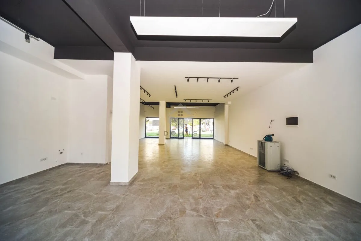 Rent, office space, 117m², Pobrežje, Podgorica