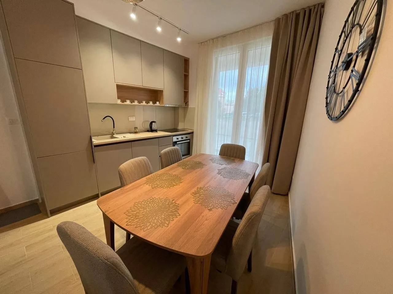 Sale, two bedroom apartment, 57m², Bečići, Budva