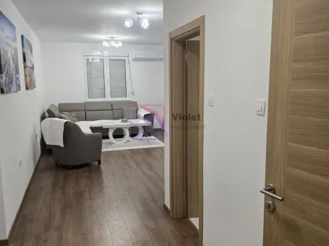 Izdavanje, trosoban stan, 103m², Tološka šuma, Podgorica - image 3