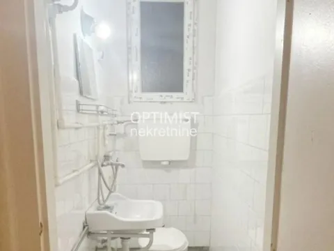 Prodaja, četvorosoban stan, 97m², Stari Grad, Beograd - image 13