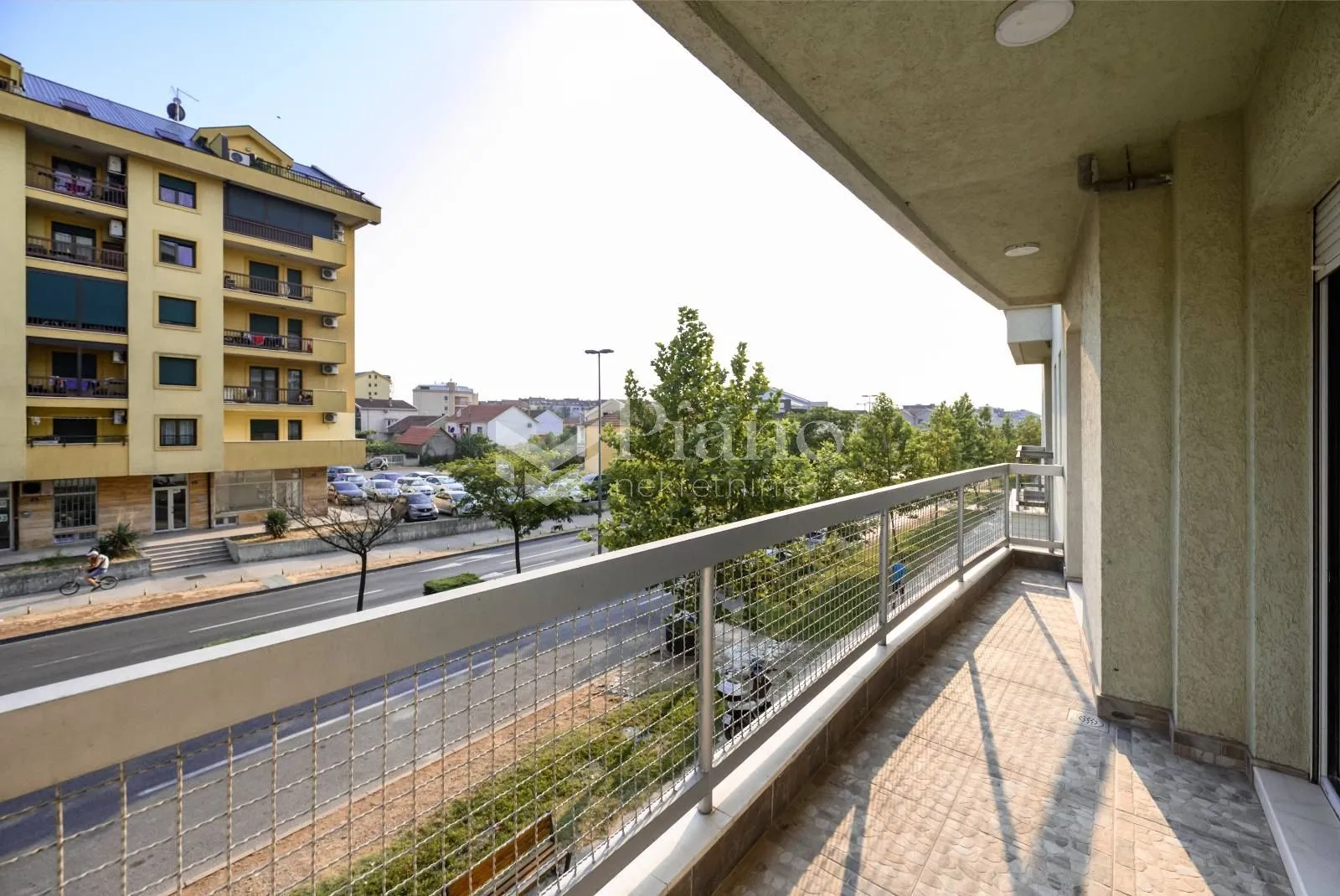 Rent, two bedroom apartment, 65m², Stari Aerodrom, Podgorica