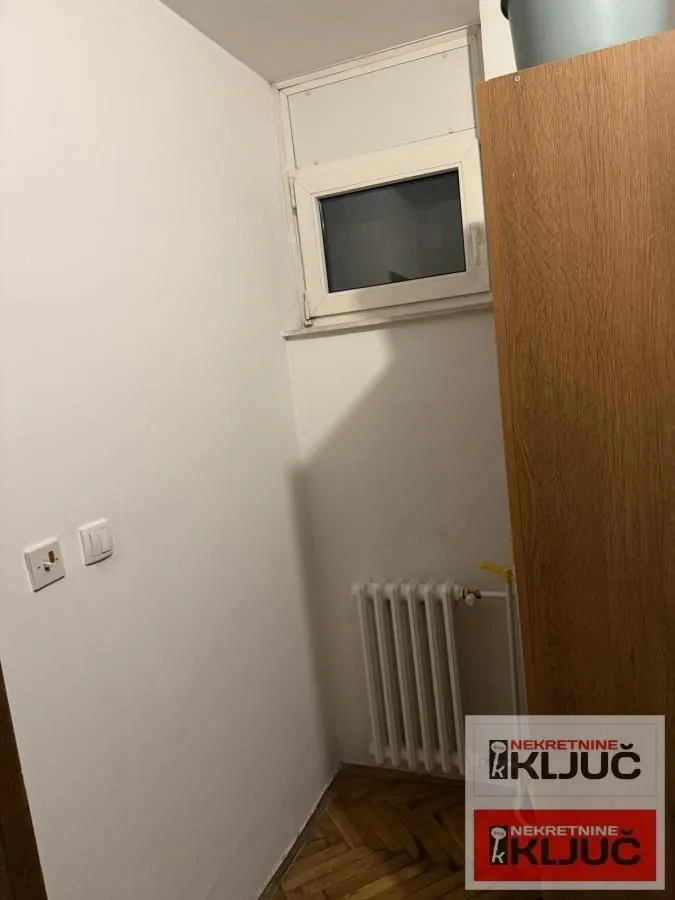 Prodaja, jednosoban stan, 32m², Nova Detelinara, Novi Sad Sve Podlokacije