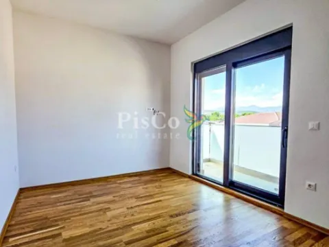 Izdavanje, poslovni prostor, 22m², Preko Morače, Podgorica - image 11