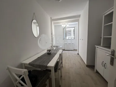 Izdavanje, dvosoban stan, 55m², Stari Grad, Beograd - image 9