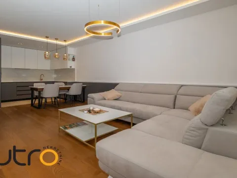 Izdavanje, dvosoban stan, 72m², Podgorica, Crna Gora