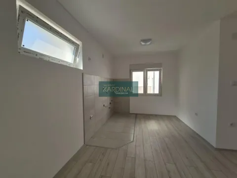 Sale, one bedroom apartment, 30m², Vašarište, Jagodina - image 4